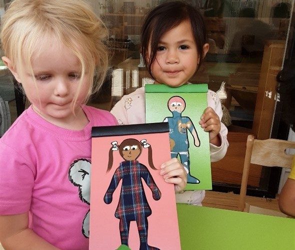 Art show and tell Art show and tell